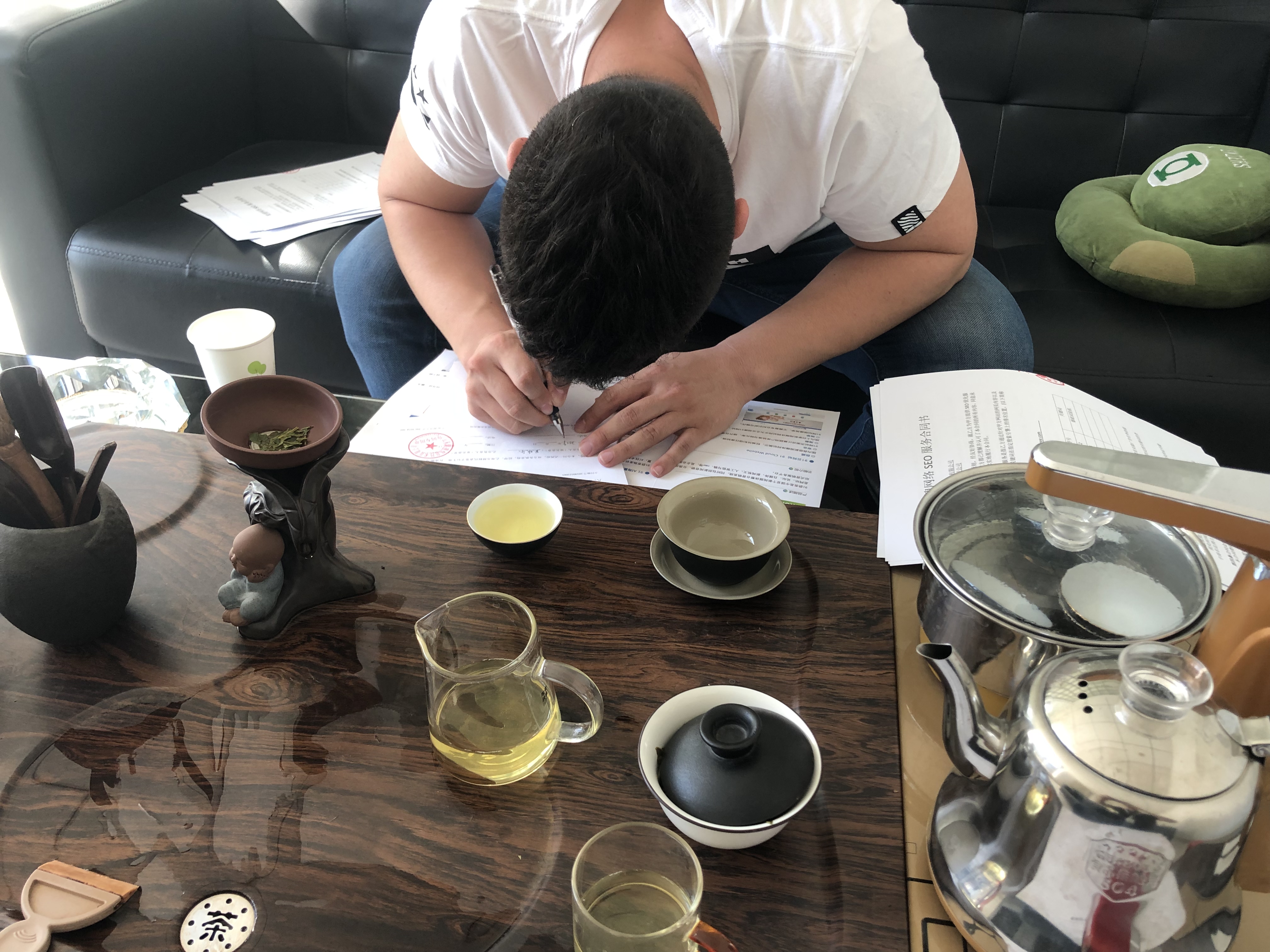 聚搜網與新客戶簽訂合同啦！